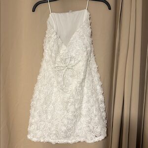 Vici White Rosettes strapless mini-dress. Never worn.